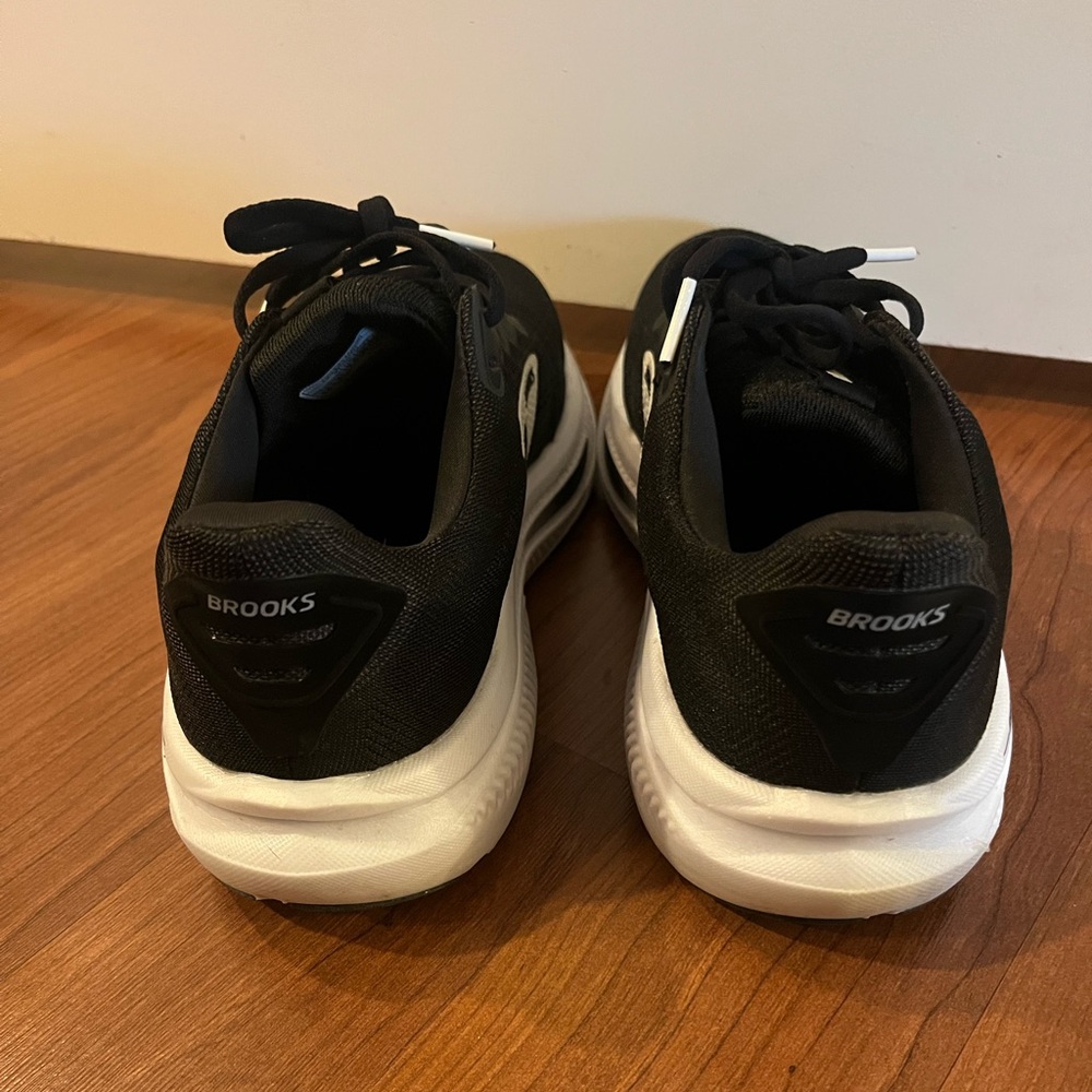 Brooks Ghost Road Running Shoes - Picture 5 of 6